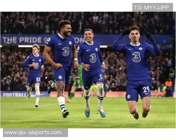 T倒了!预热《怪奇物语》最终季,拜仁球员穿特制热身服出场 T倒了!预热《怪奇物语》最终季,拜仁球员穿特制热身服出场